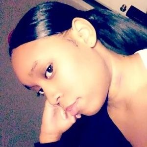 Meet your Posher, Brianna